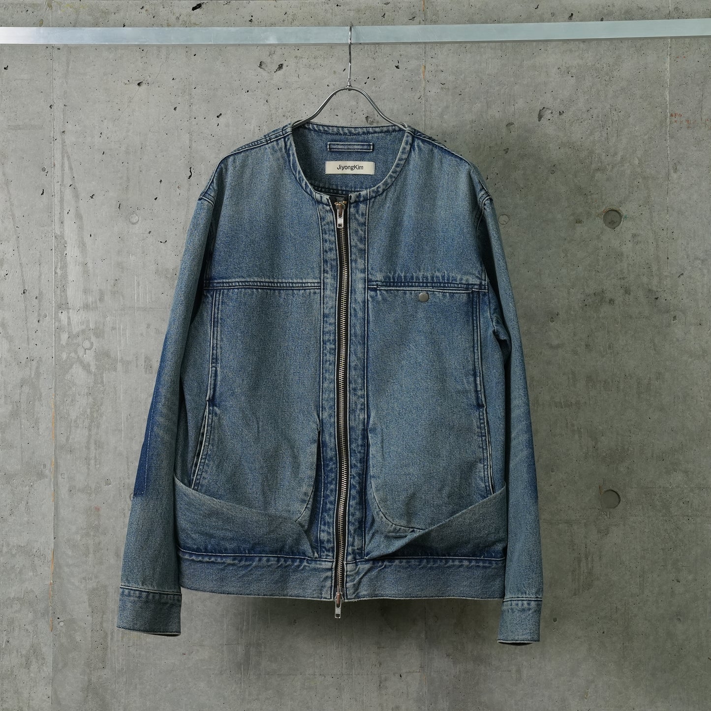 DREAPED POCKET DENIM JACKET / BLUE