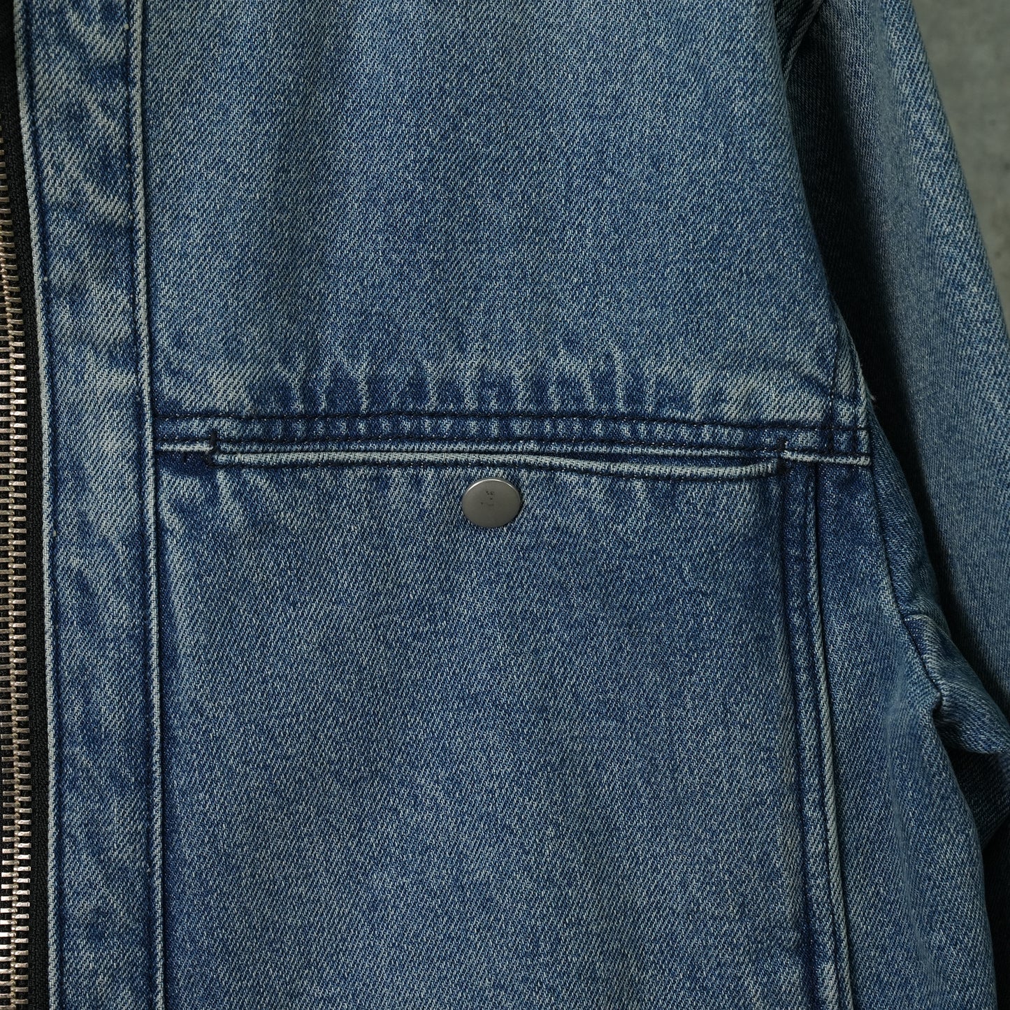 DREAPED POCKET DENIM JACKET / BLUE