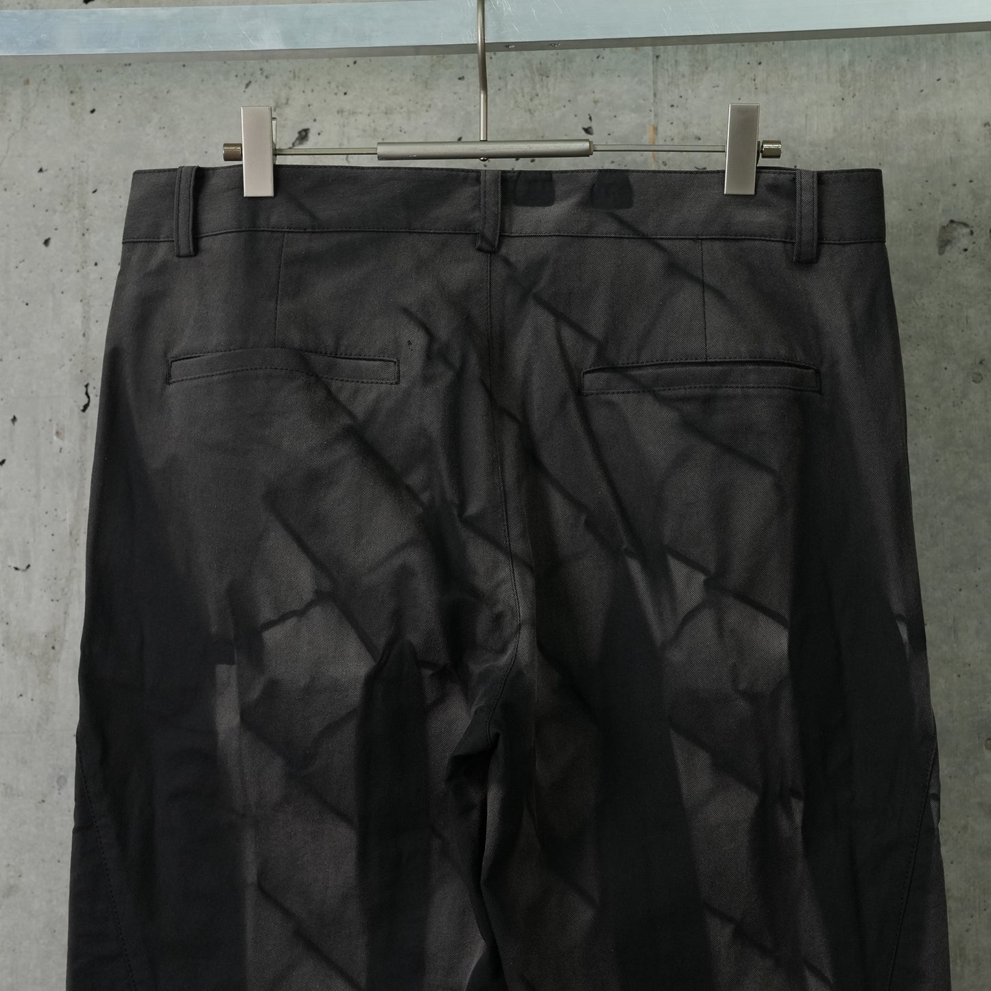 SUN-BLEACHED DRAPED POCKET TROUSERS / BLACK