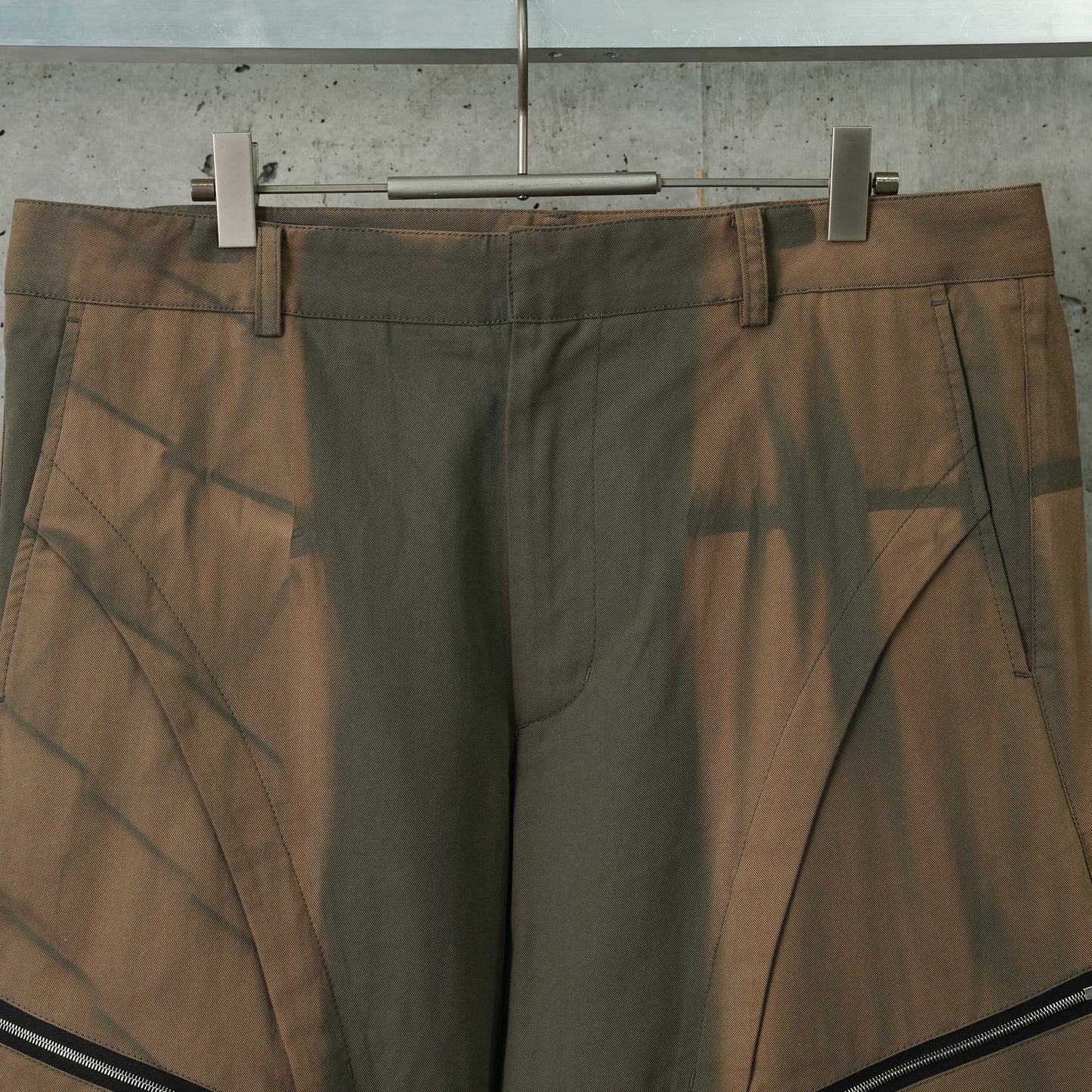 SUN-BLEACHED DRAPED POCKET TROUSERS / GREEN