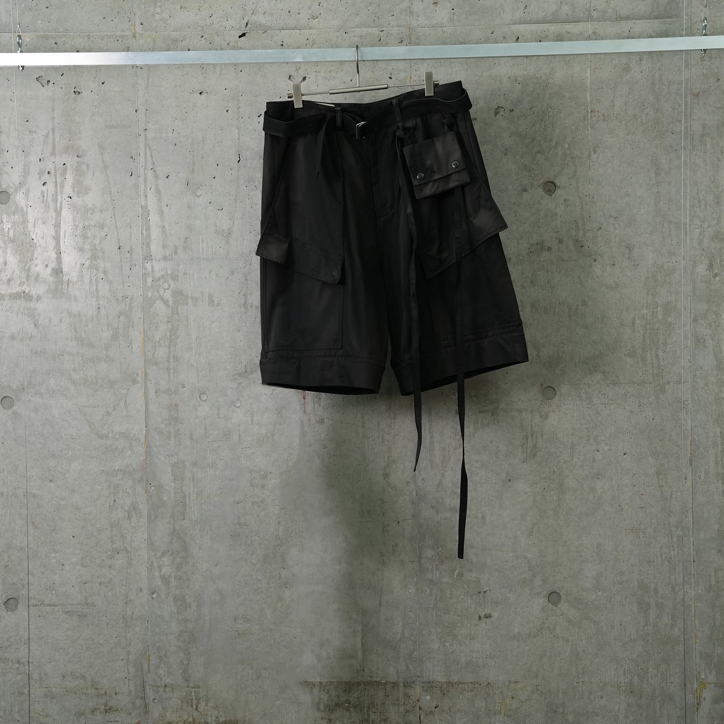 SUN-BLEACHED WIDE DETACHABLE TROUSERS / DARK GREY