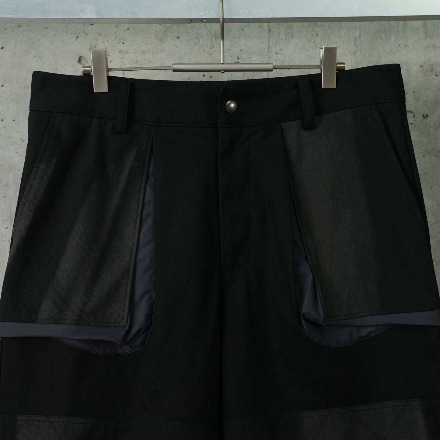 SUN-BLEACHED DOUBLE KNEE TROUSERS / BLACK