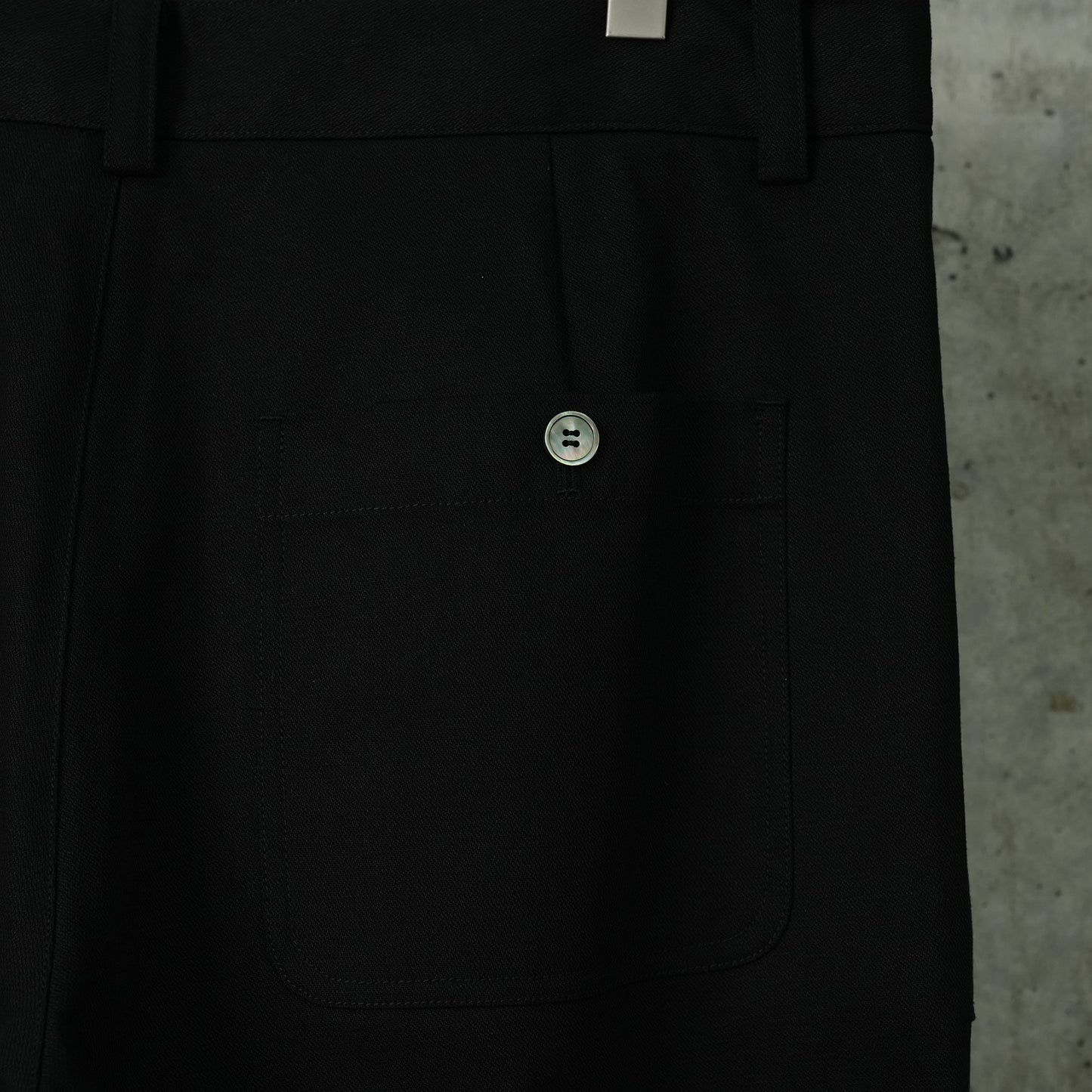 SUN-BLEACHED DOUBLE KNEE TROUSERS / BLACK