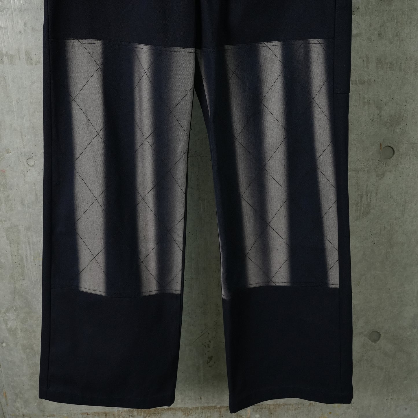 SUN-BLEACHED DOUBLE KNEE TROUSERS / NAVY