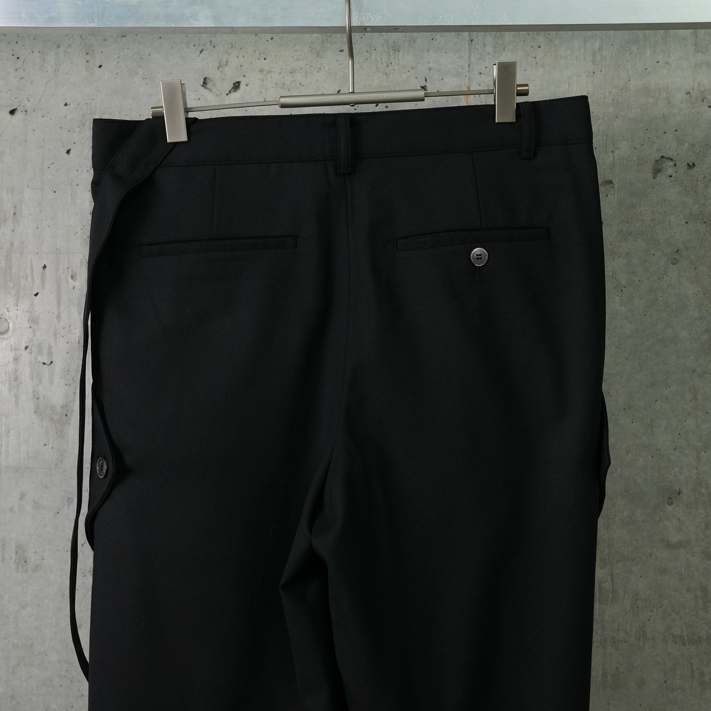 TAILORED DETACHABLE POCKET WIDE TROUSERS / BLACK