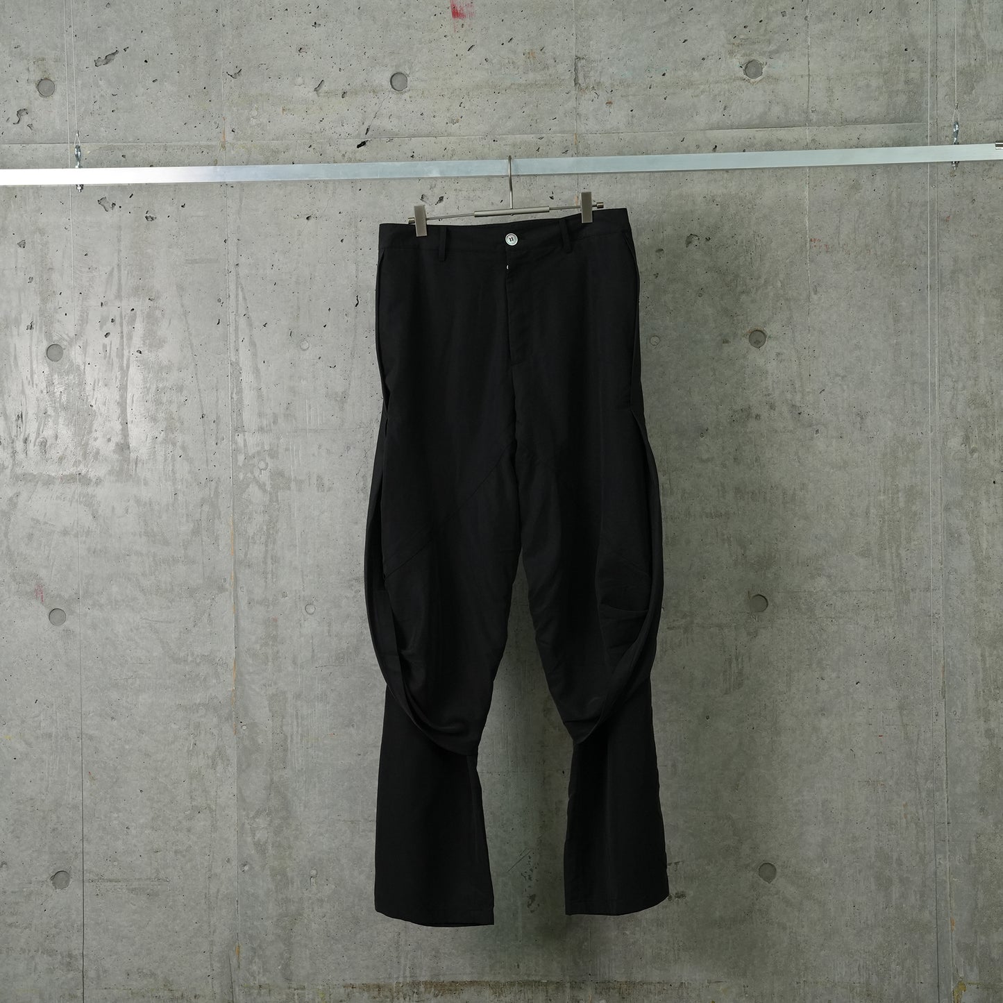 DRAPED LAYERED TROUSERS / BLACK