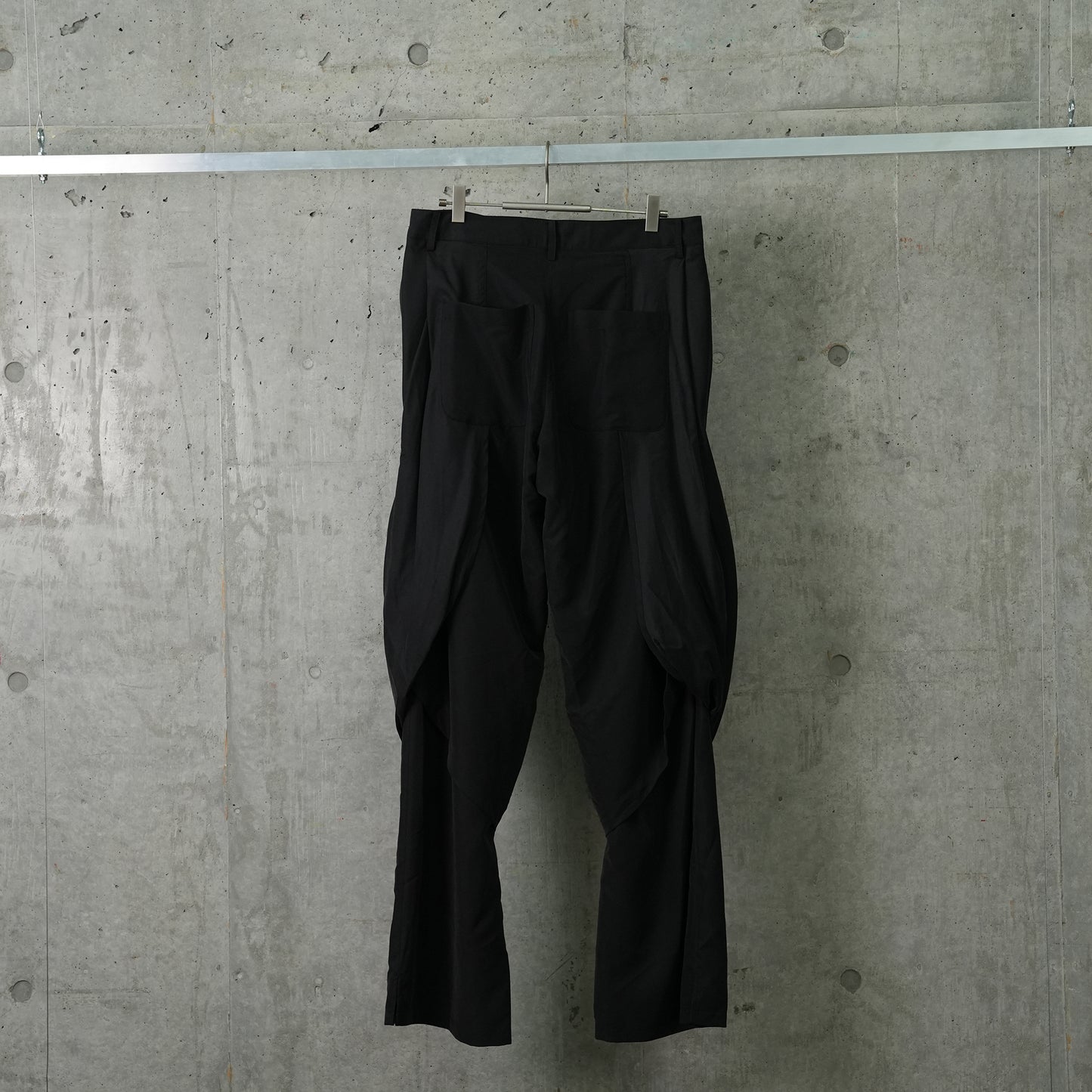 DRAPED LAYERED TROUSERS / BLACK