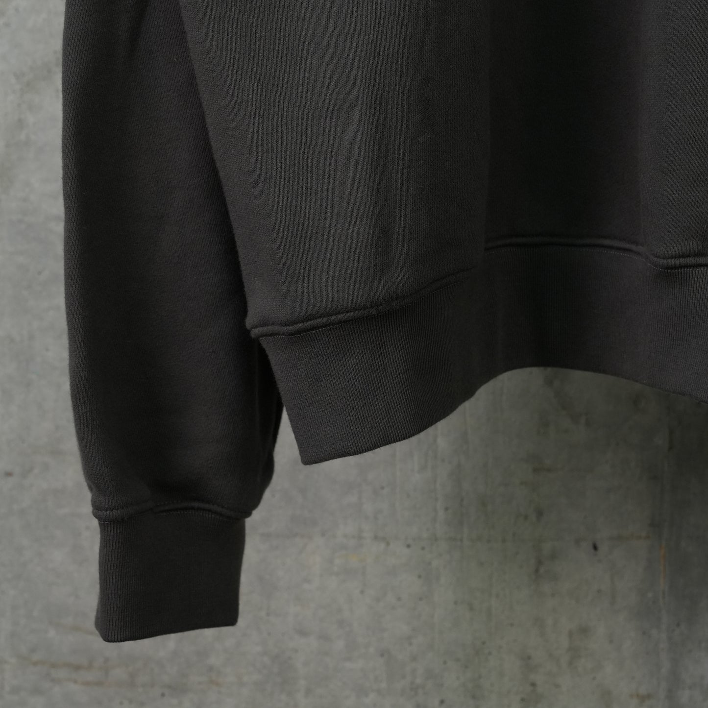 SUN-BLEACHED SUN HOODIE / GREY