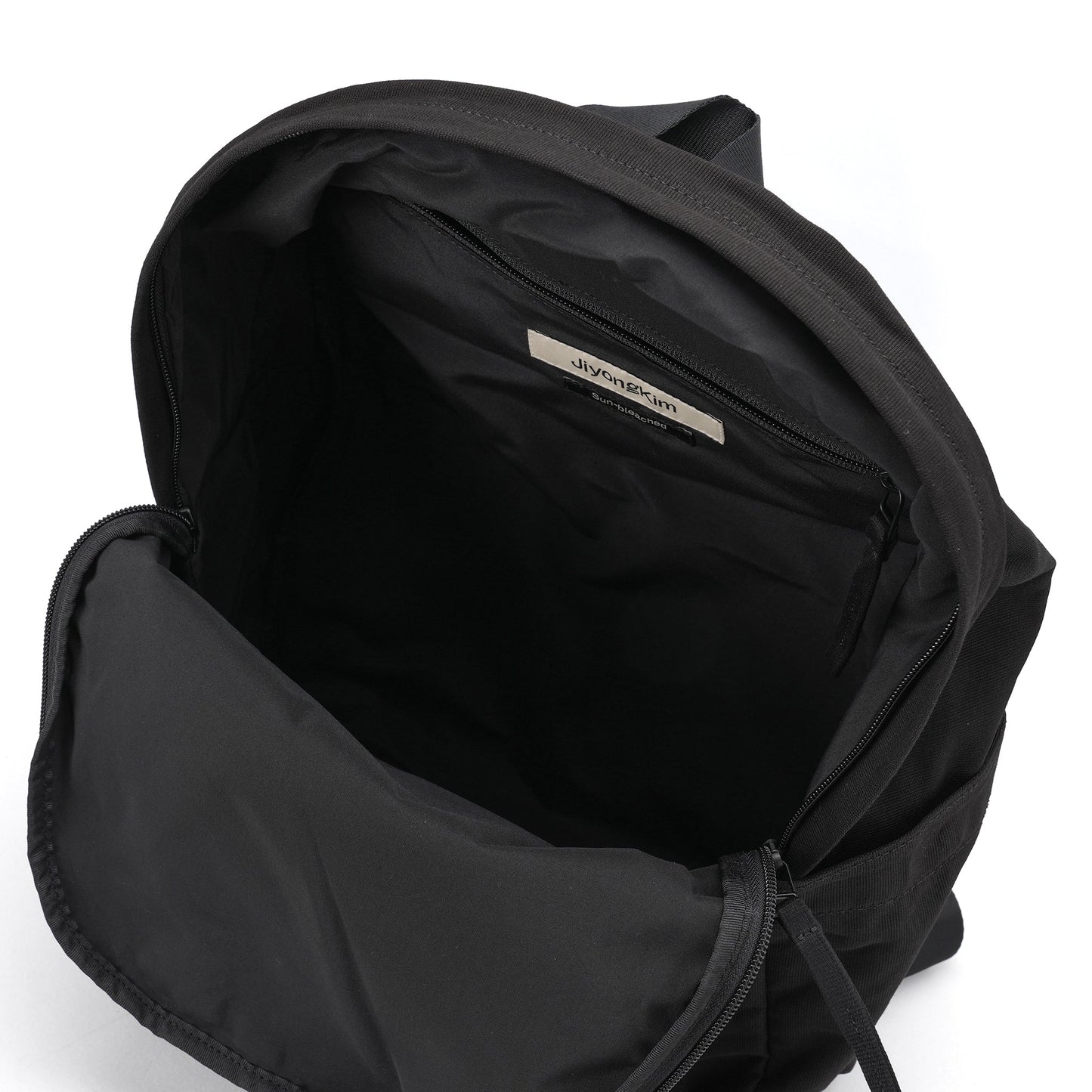 SUN-BLEACHED MULTI-POCKET BACKPACK / BLACK