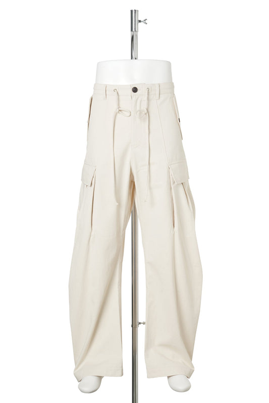 MULTI POCKET CURVED TROUSERS / OFF-WHITE