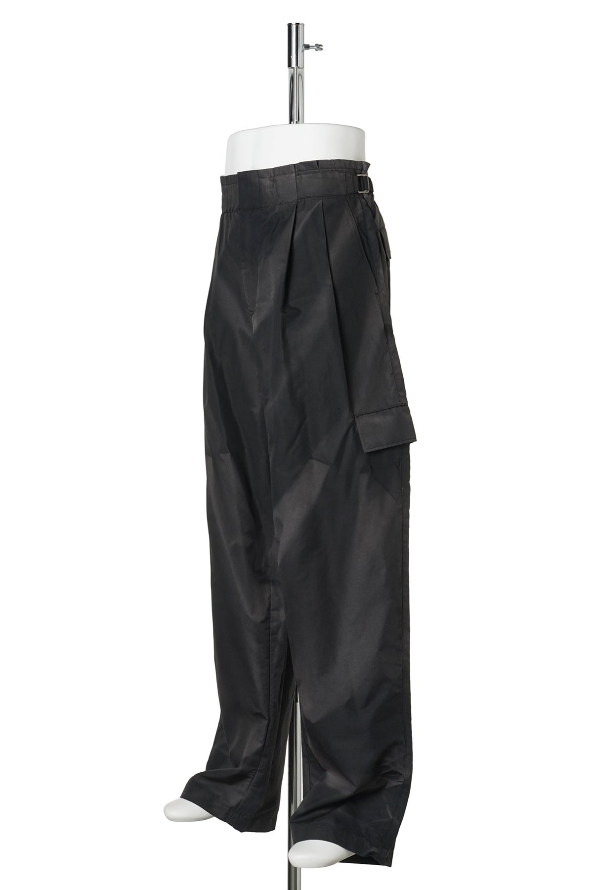 SUN-BLEACHED PLEATED TROUSERS / BLACK