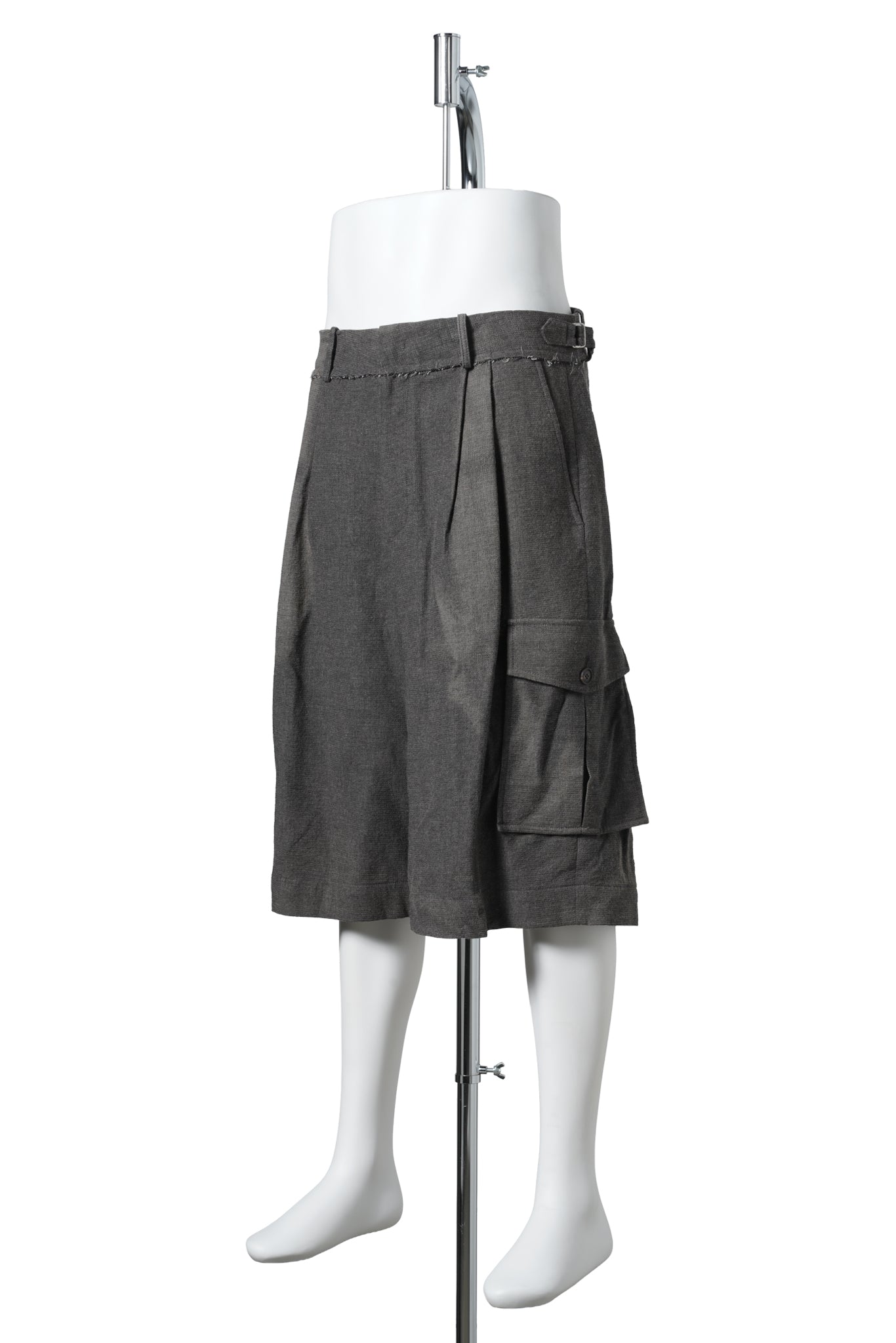 UN-BLEACHED MULTI POCKET HALF TROUSERS / BROWN
