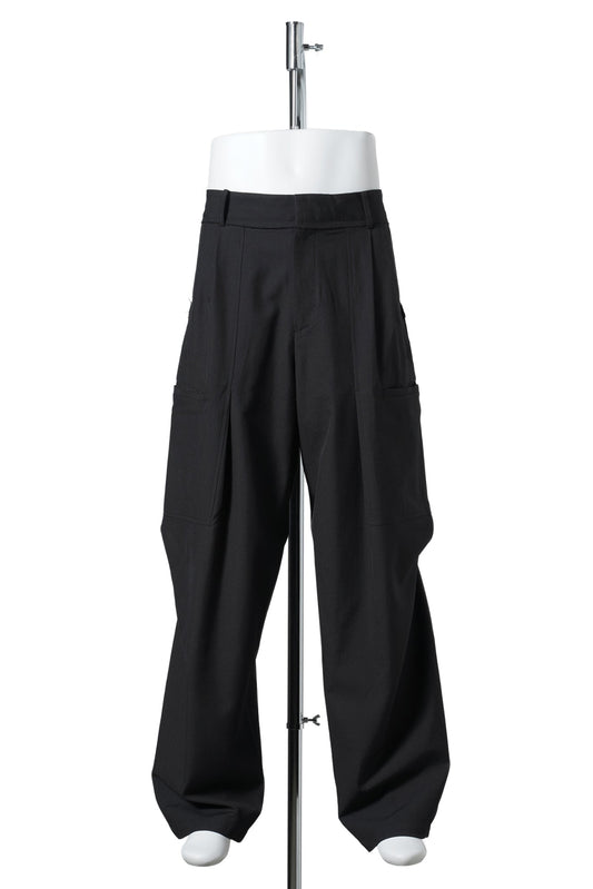 RAW EDGED 3D POCKET TROUSERS / BLACK