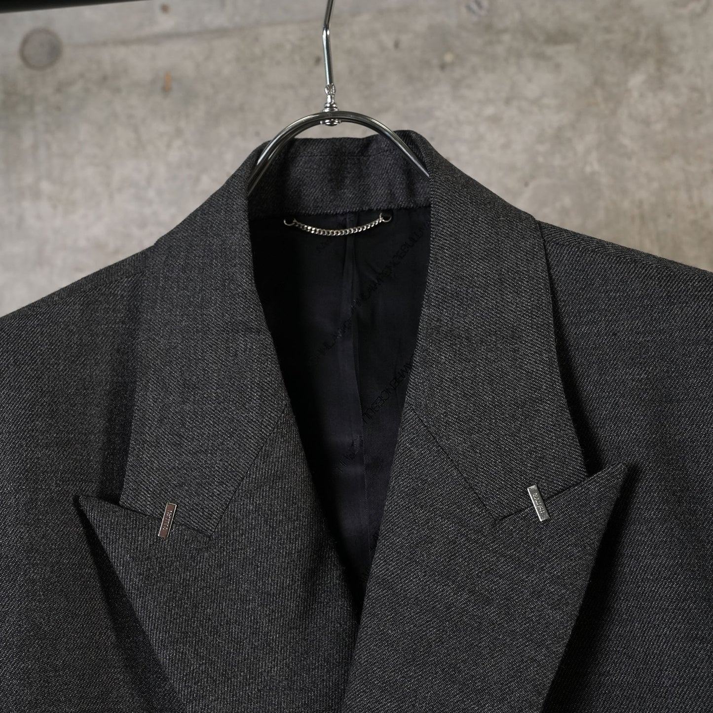 WOOL GABARDINE DOUBLE BREASTED COAT / GREY