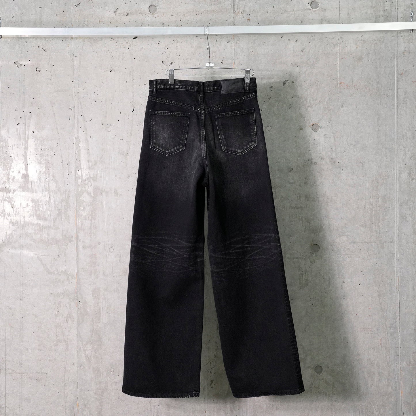 WASHED DENIM WAIDE PANTS / BLACK