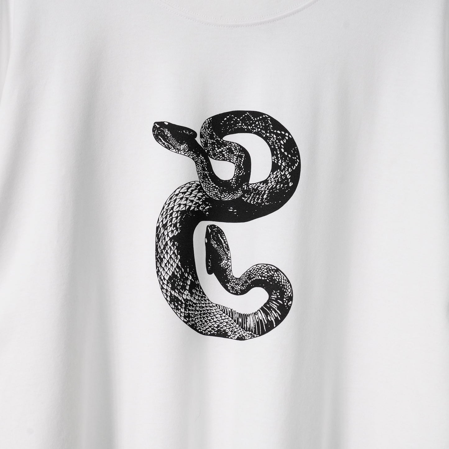 SNAKE PRINT DOUBLE SLEEVE TOP / WHITE