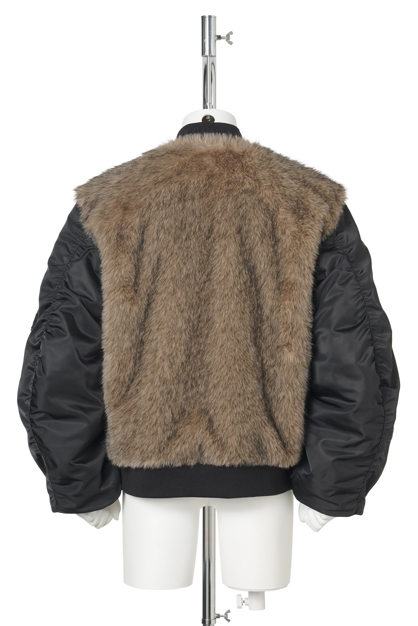 NYLON MASSIVE ROUNDED SLEEVE BOMBER JACKET WITH BACK FUR / BLACK