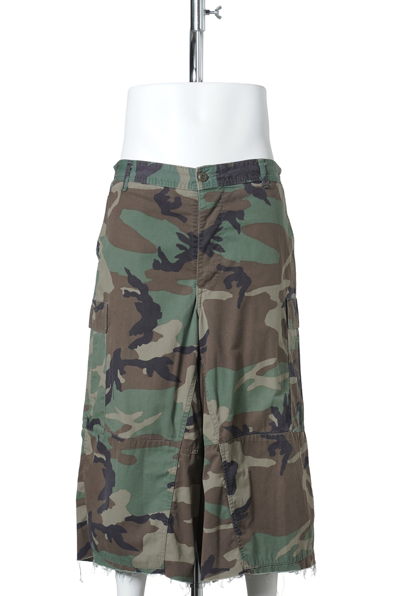WOODLAND NBHD SHORTS / OLIVE DRAB