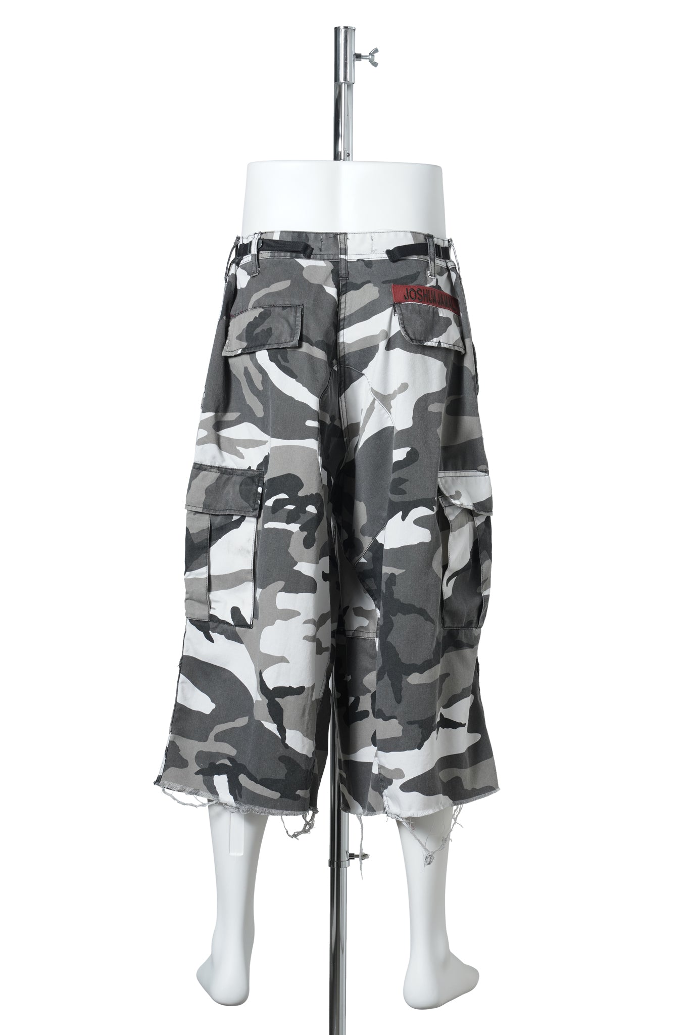 SNOW NBHD SHORTS / SNOW CAMO
