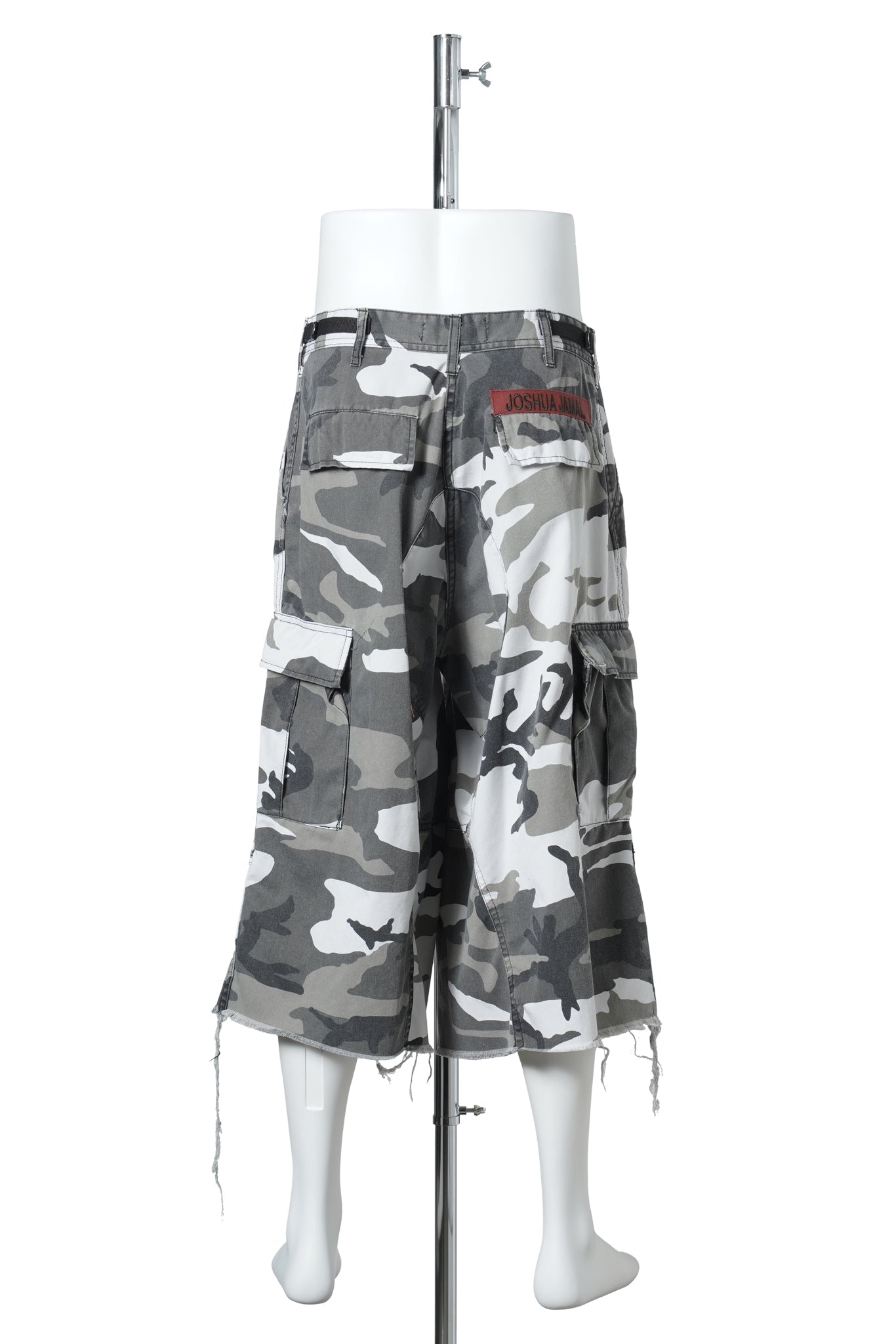 SNOW NBHD SHORTS / SNOW CAMO