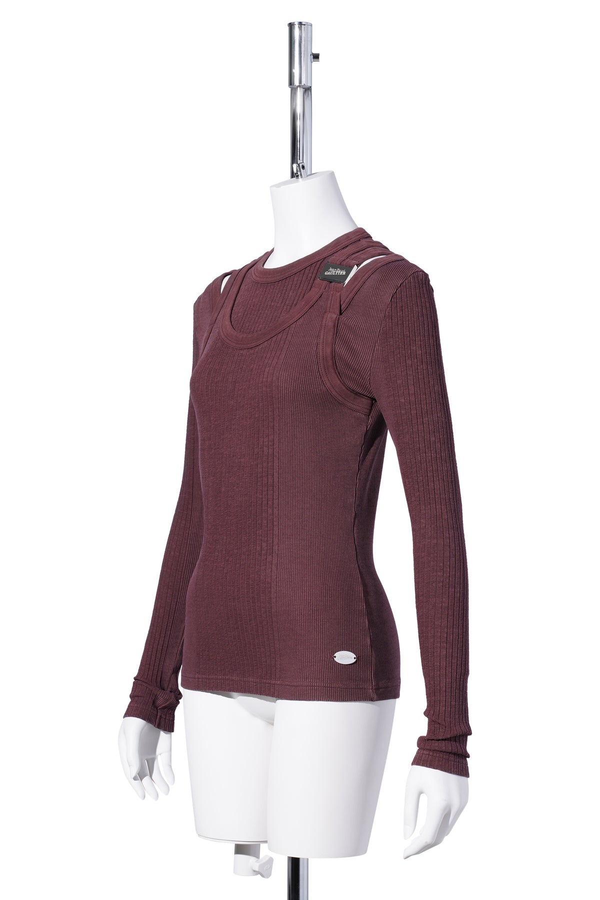 STRETCH COTTON RIB CUT OUT TOP WITH ENGRAVED FASTENER / BURGUNDY – GR8