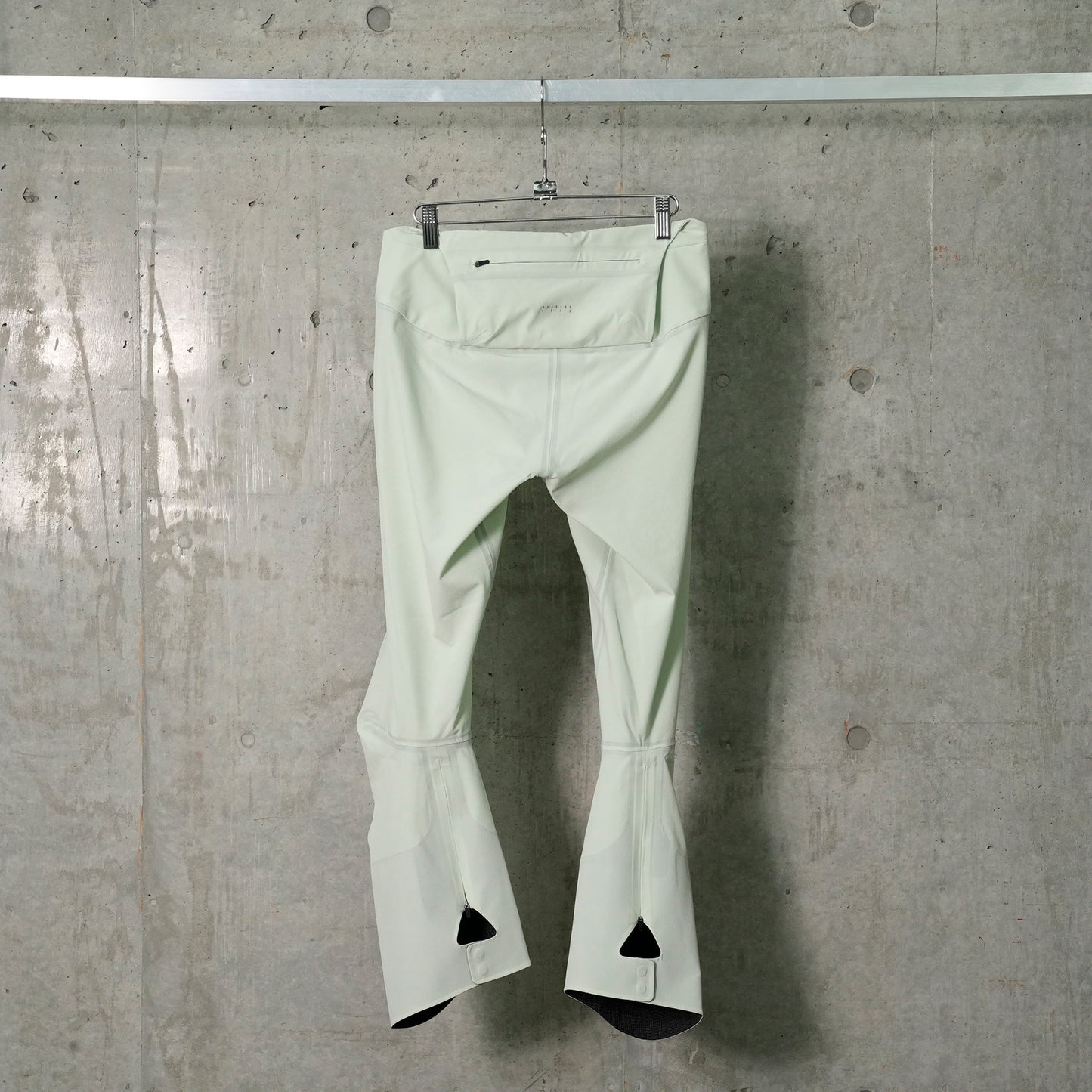 VELOCITY CAPRIS W BACK A POCKET / LIME CREAM