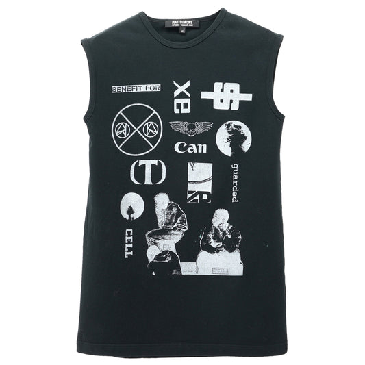 GRAPHIC SLEEVELESS TOP / BLACK