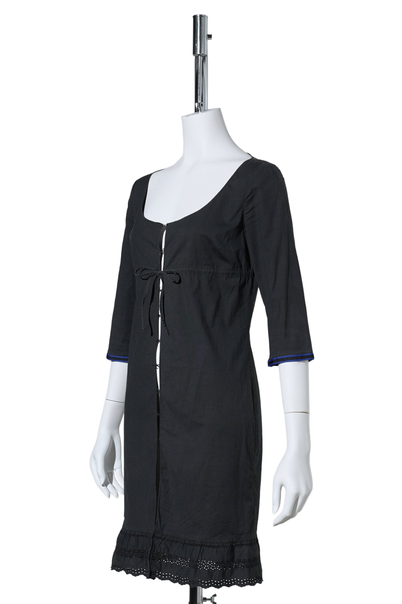 HALF SLEEVE DRESS / BLACK