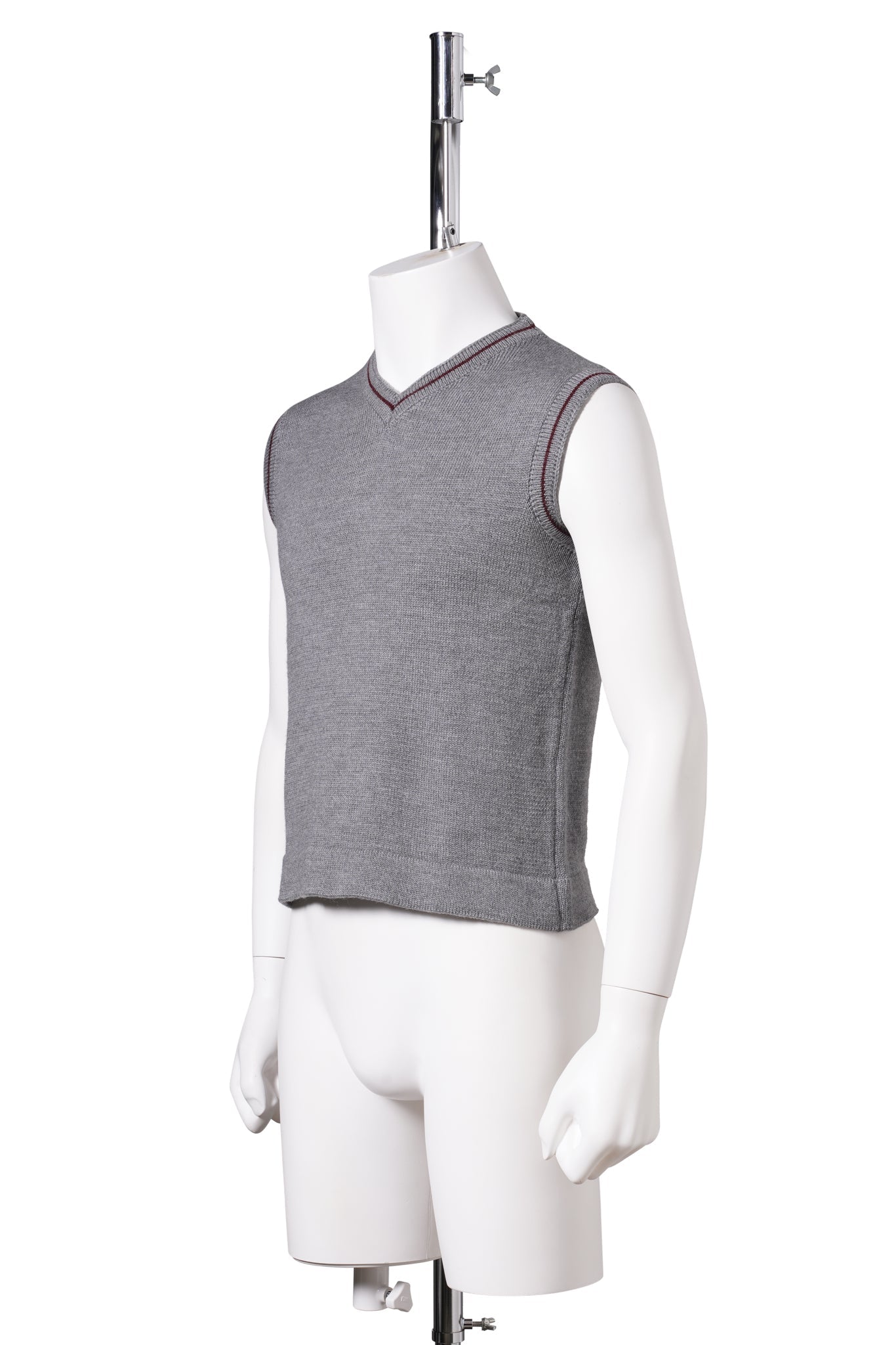 SLEEVELESS SWEATER / GREY