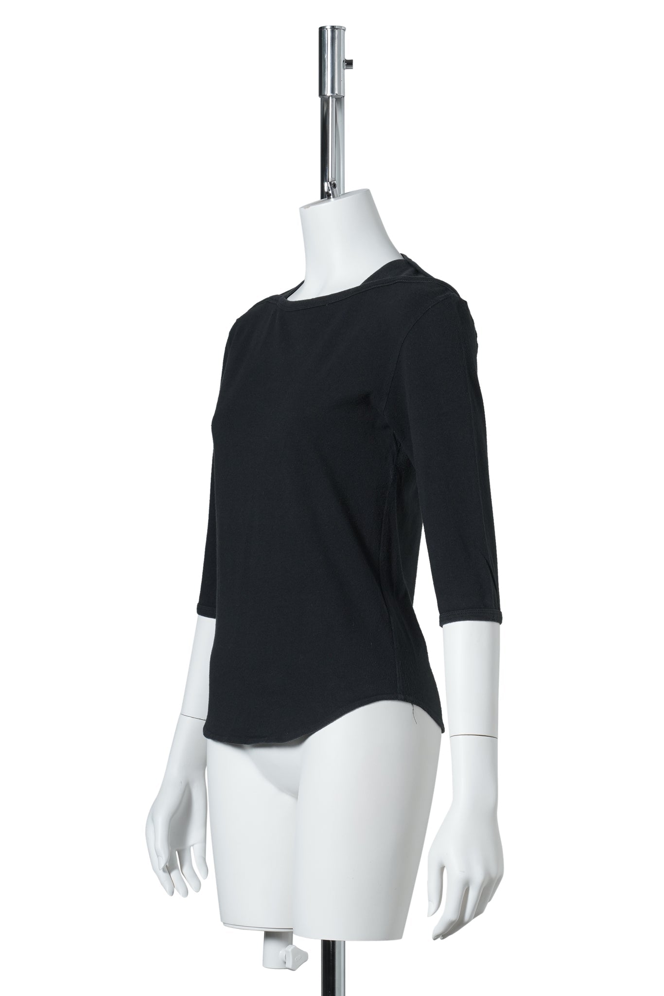HALF SLEEVE T-SHIRT / BLACK