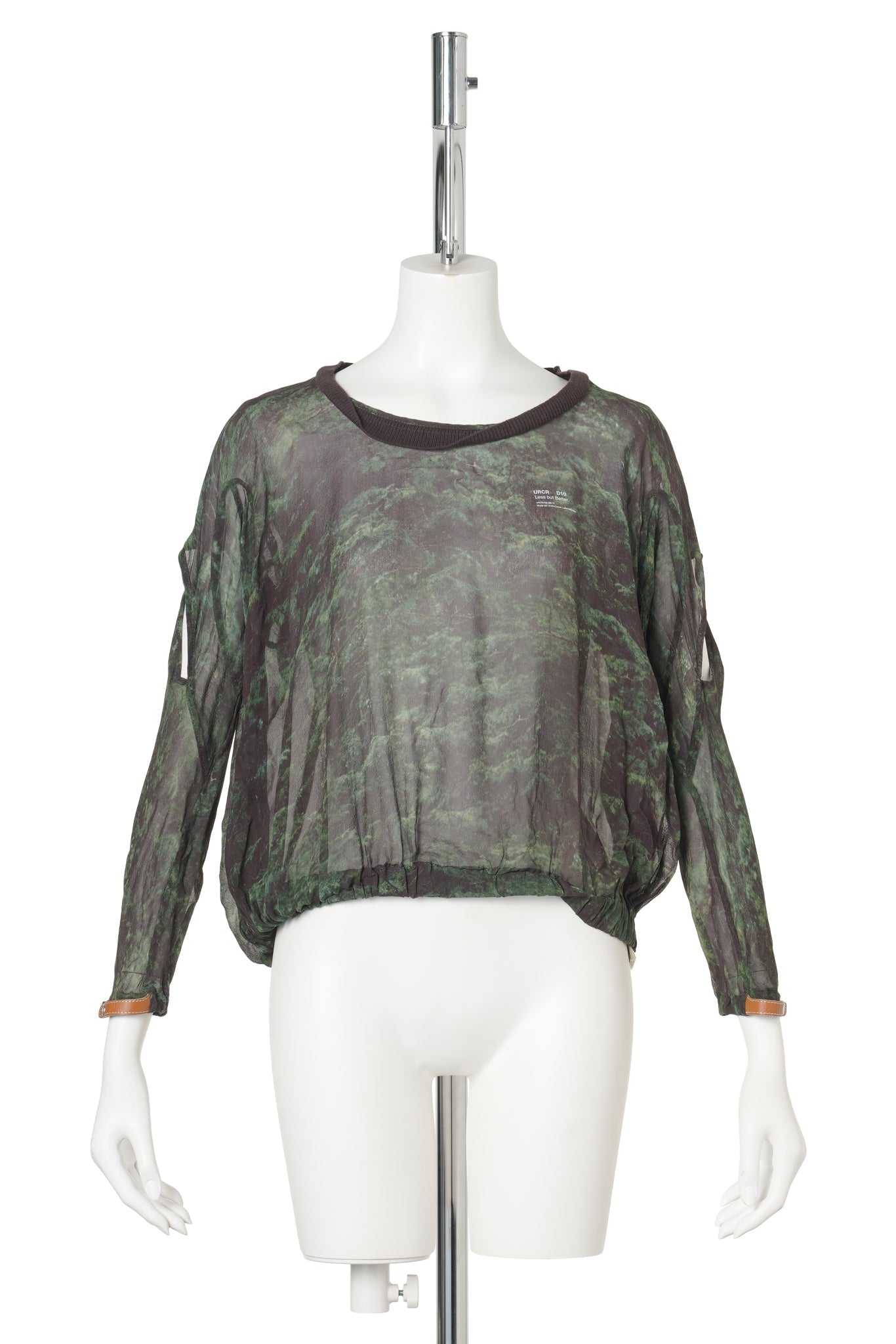 GRAPHIC LONG SLEEVE TOP / MULTI