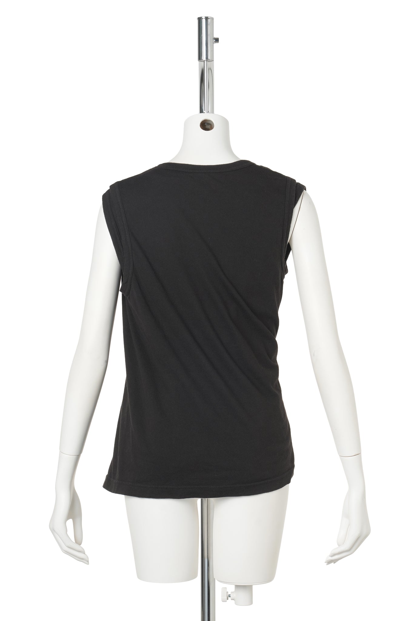 LAYERED SLEEVELESS TOP / BLACK
