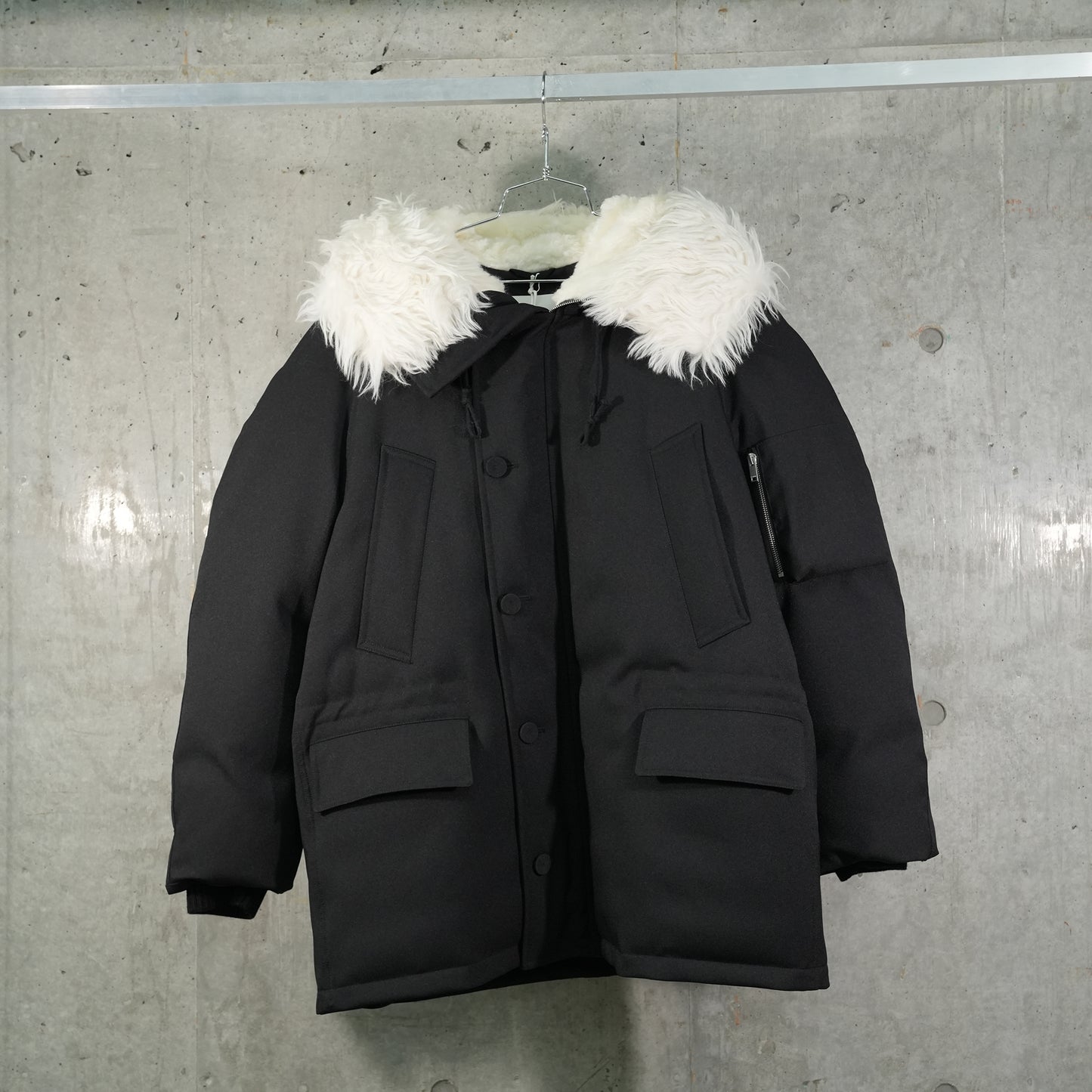 DOWN JACKET / 001