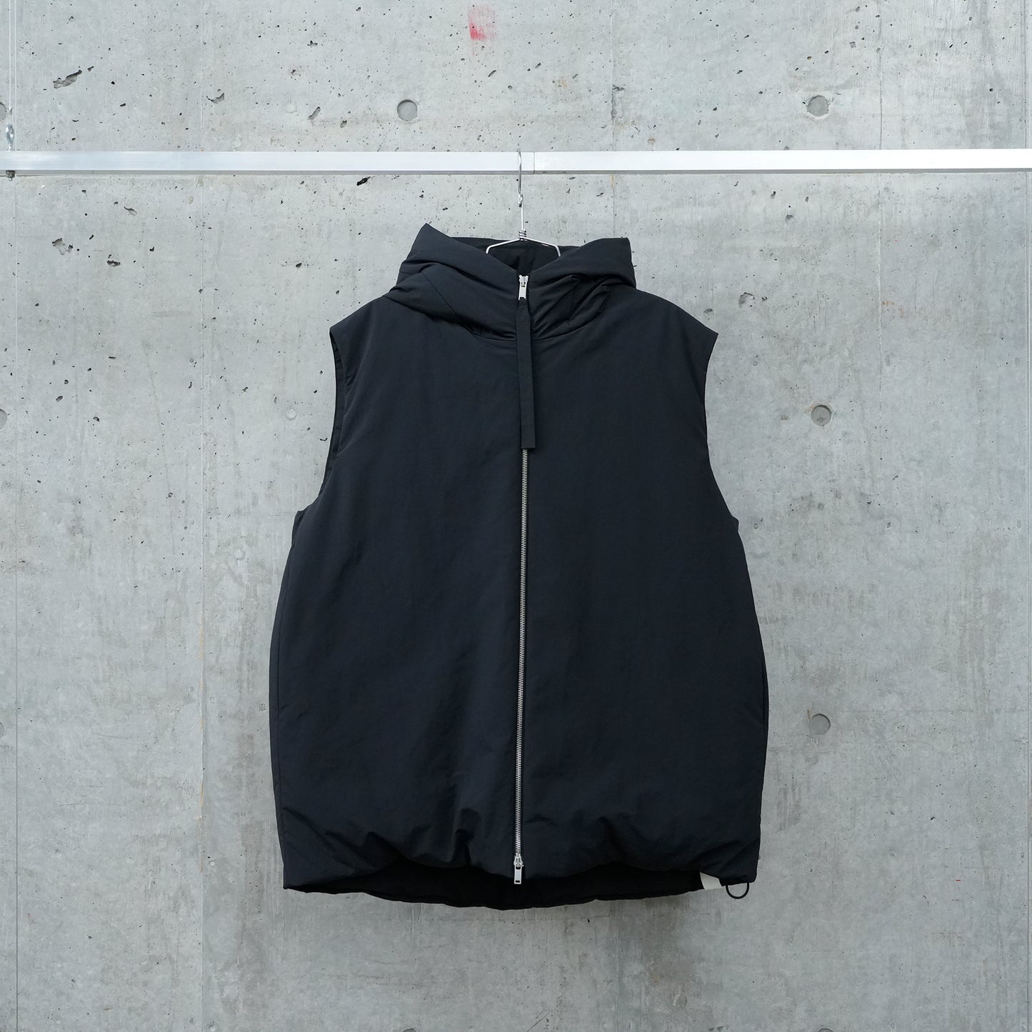 + DOWN JACKET / 001