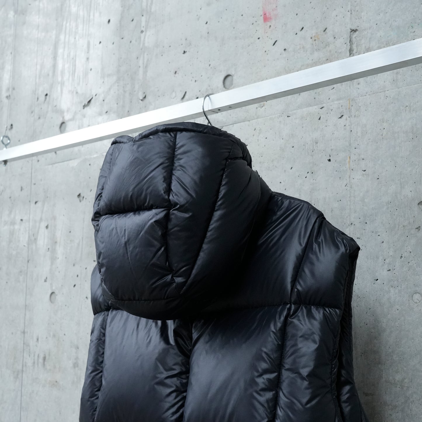 + DOWN JACKET / 001