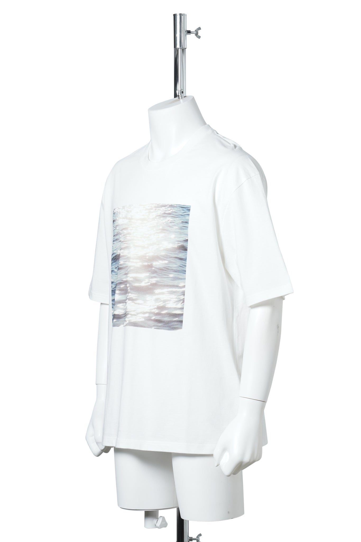 0008 - T-SHIRTS / 992:MEDIUM SHADE PHOTOGRAPH