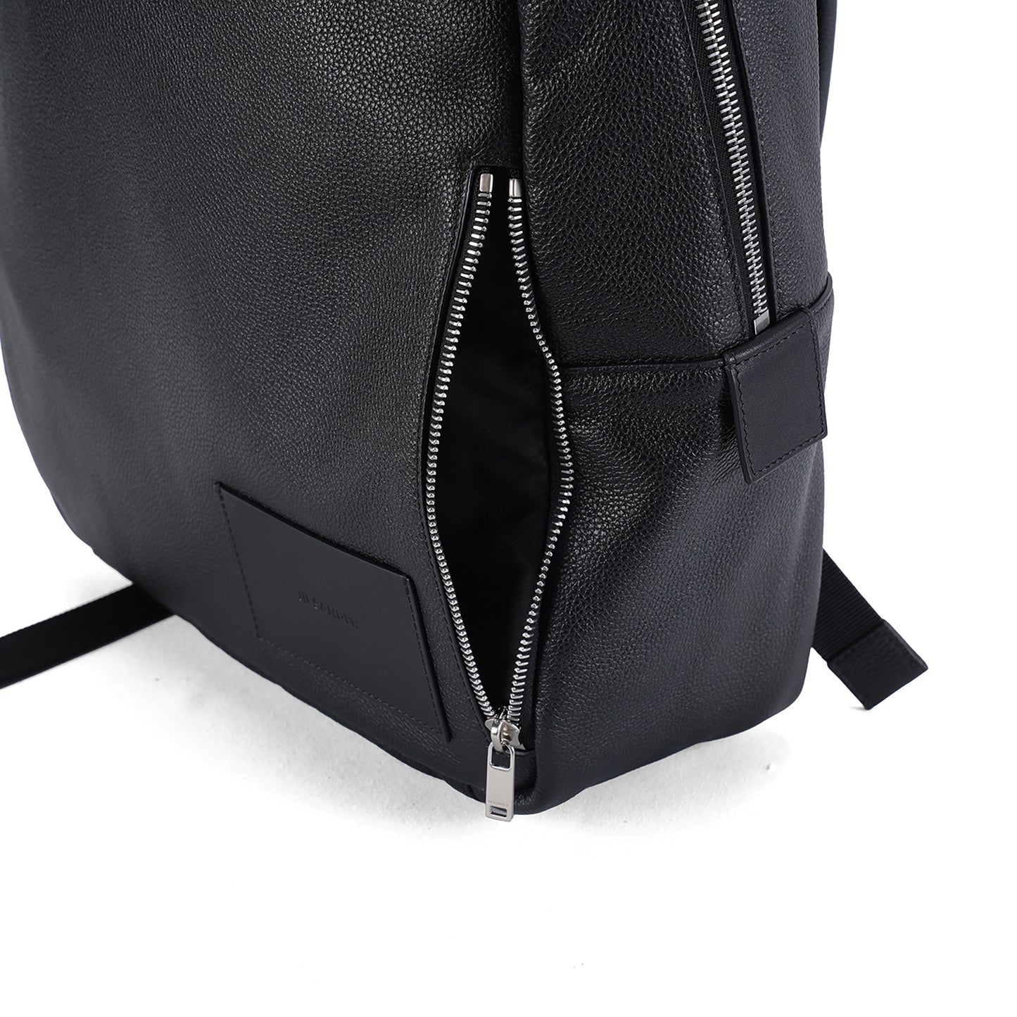 0141 - BACKPACKS / 001:BLACK