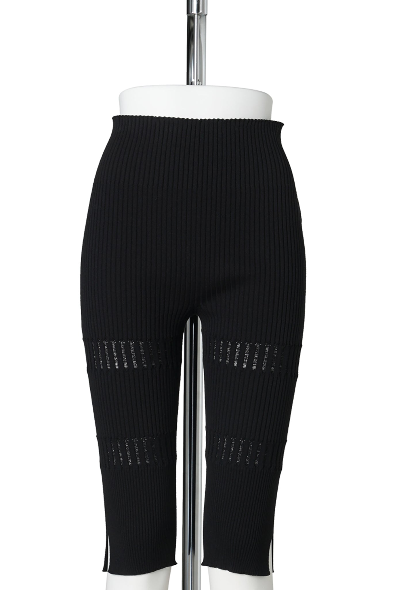 SLIM CAPRI PANTS / BLACK