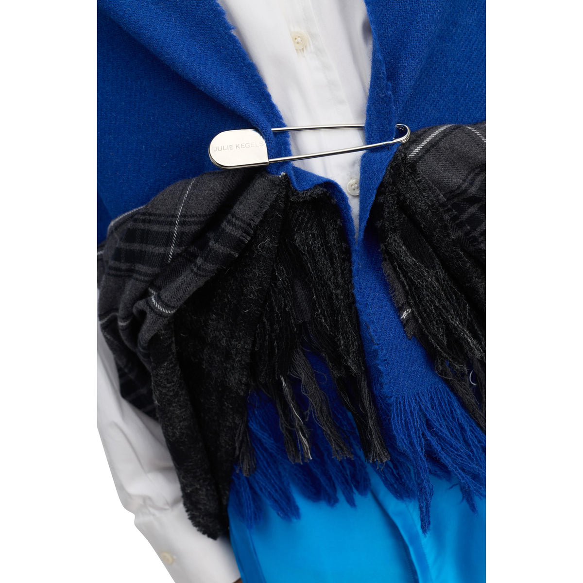 3 LAYER SCARF WITH PIN / BLUE