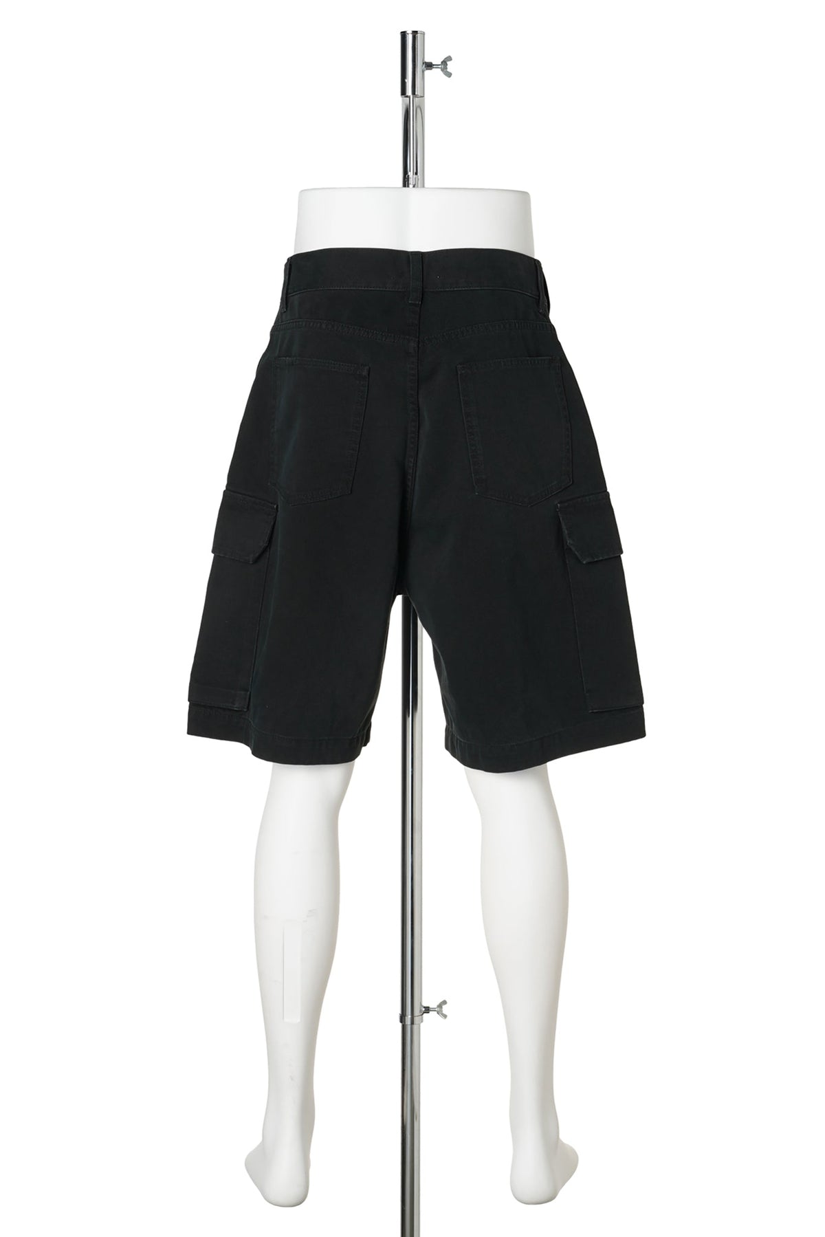 TWISTED PATCH POCKET SHORT / 999:BLACK