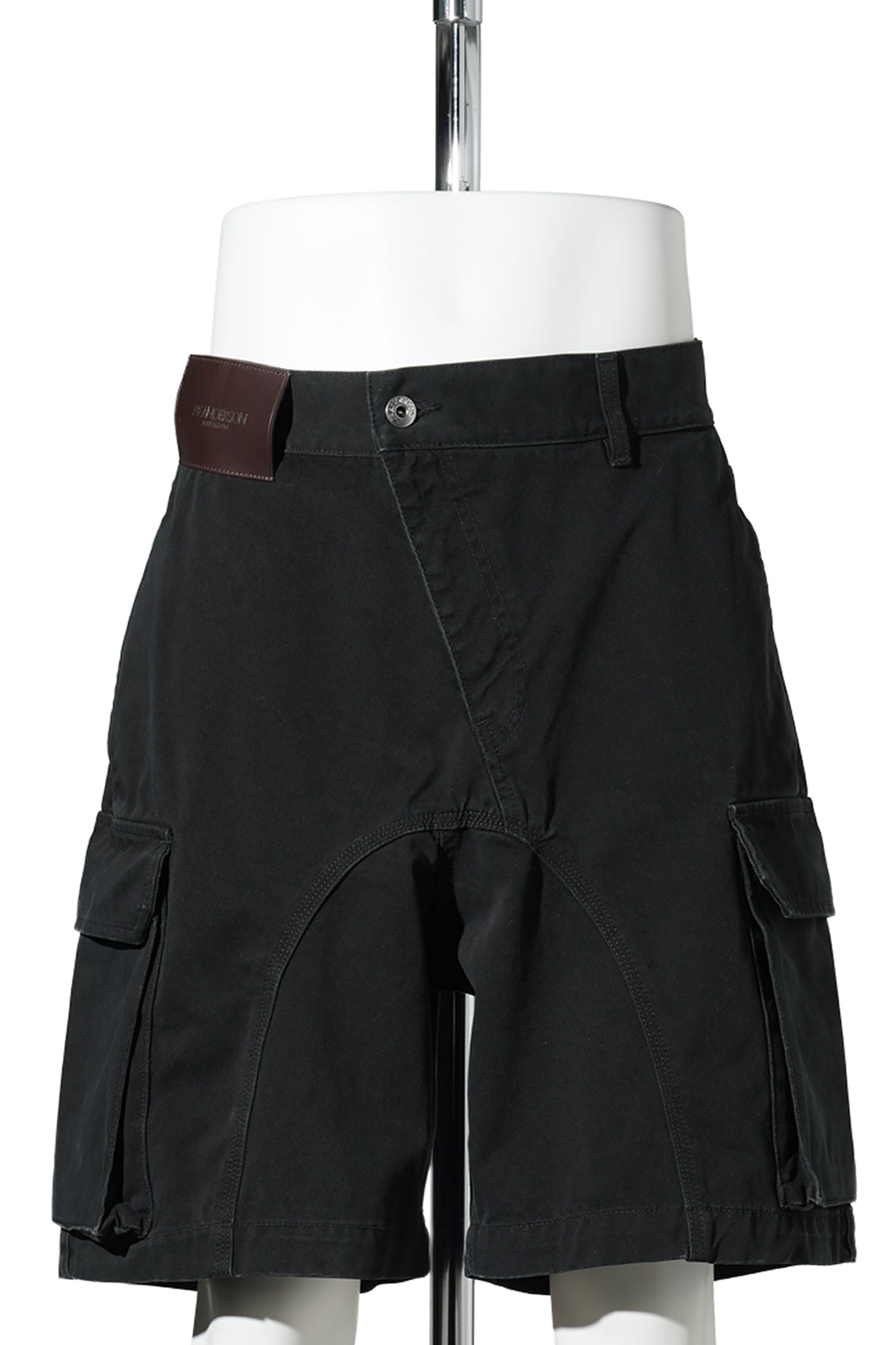 TWISTED PATCH POCKET SHORT / 999:BLACK