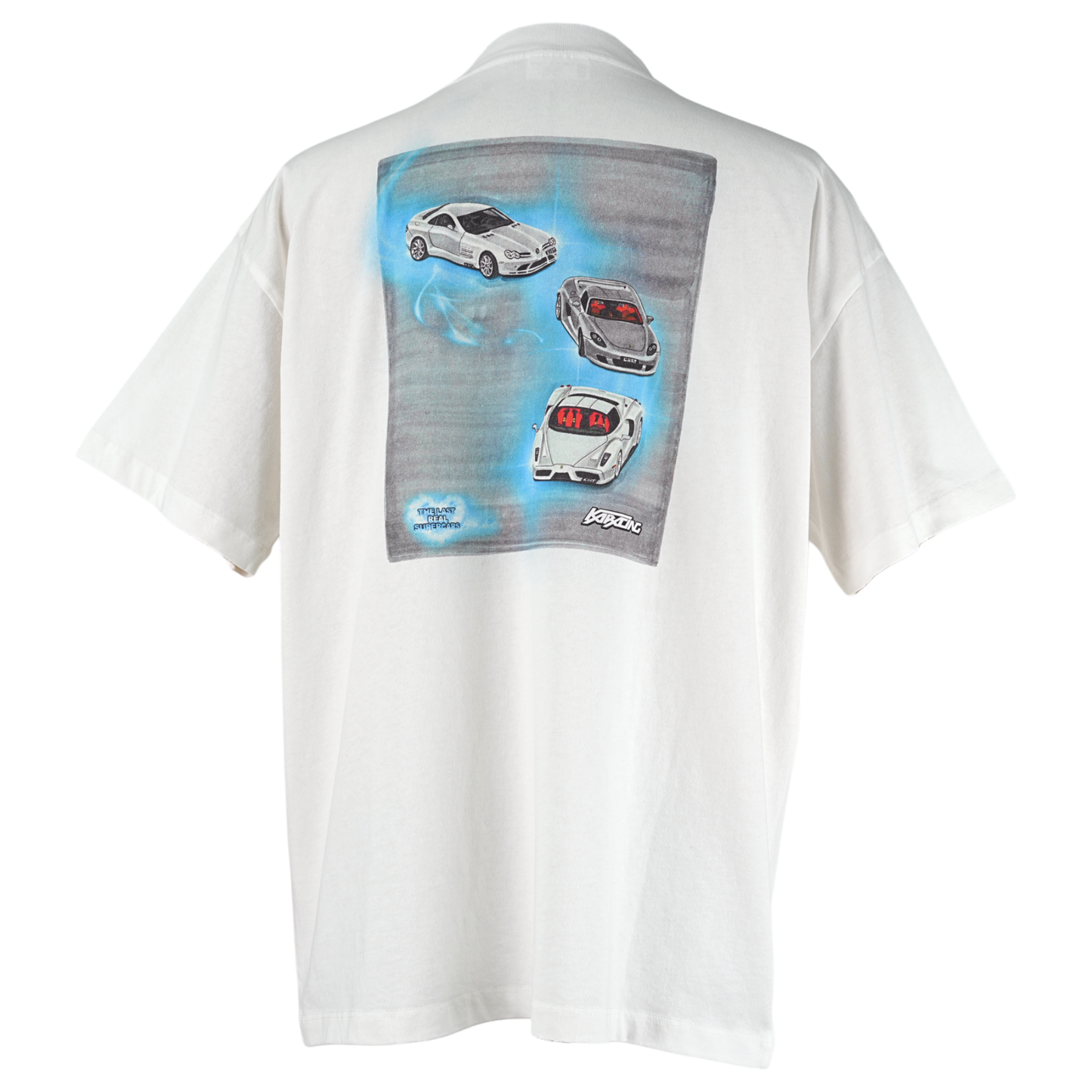 L’ART SUPERCARS T-SHIRT / WHITE