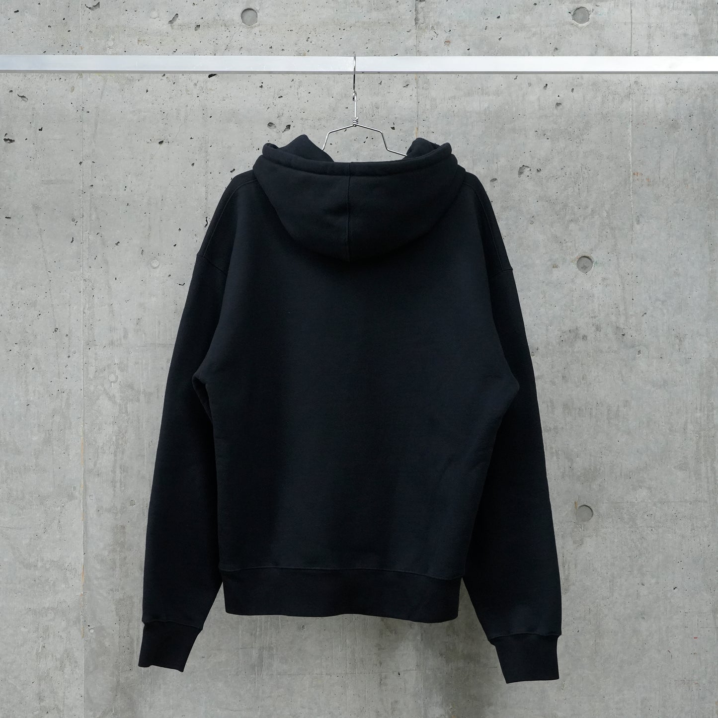 CLASSIC HOODIE / BLACK