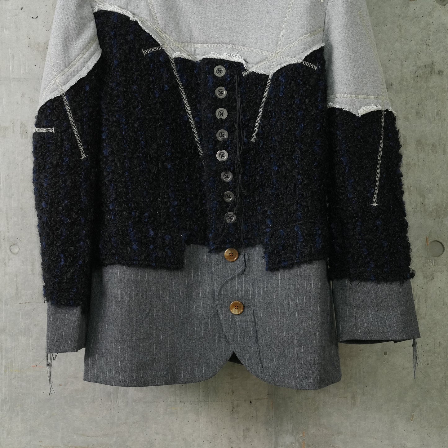 PANELLED JACKET / GRAY