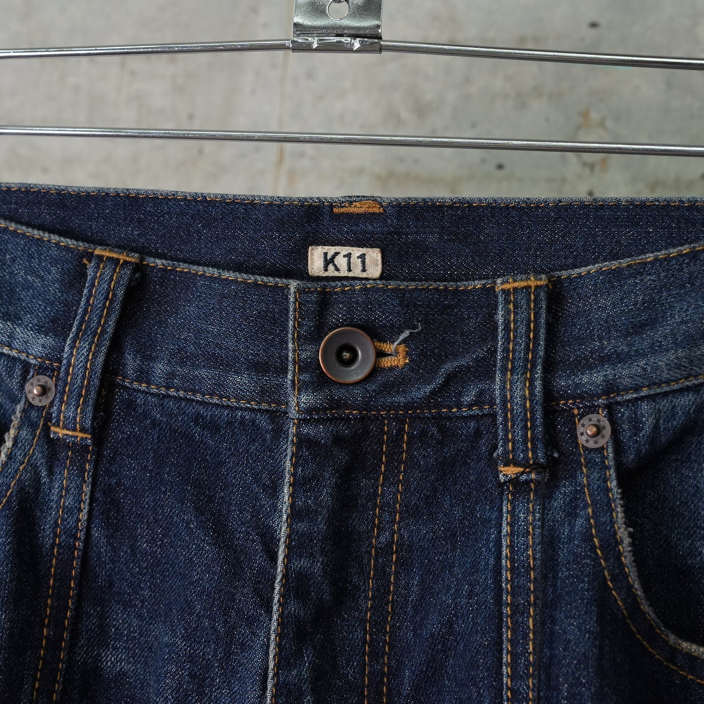 3D CUTTING DENIM PANTS / INDIGO