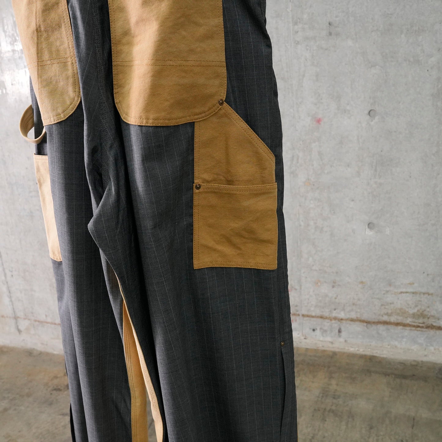 VINTAGE-EFFECT WORK JUMP SUITS / BEIGE