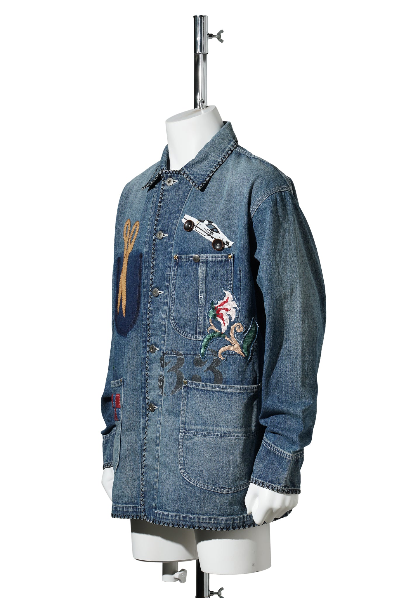 HAND-EMBROIDERED DENIM COVERALL / INDIGO