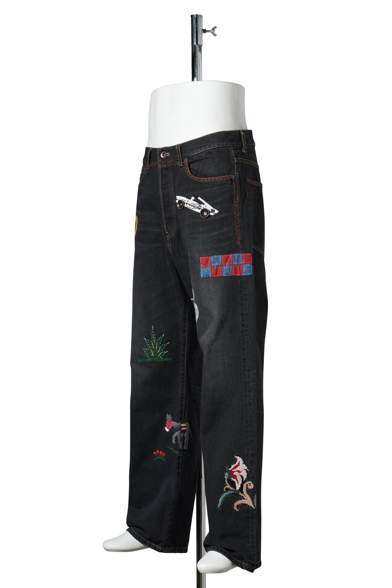 HAND-EMBROIDERED DENIM PANTS / BLACK