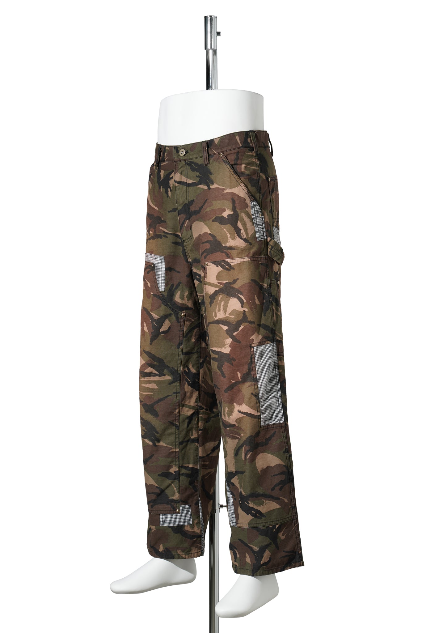 PATCHWORKED CAMO PANTS / BLACK