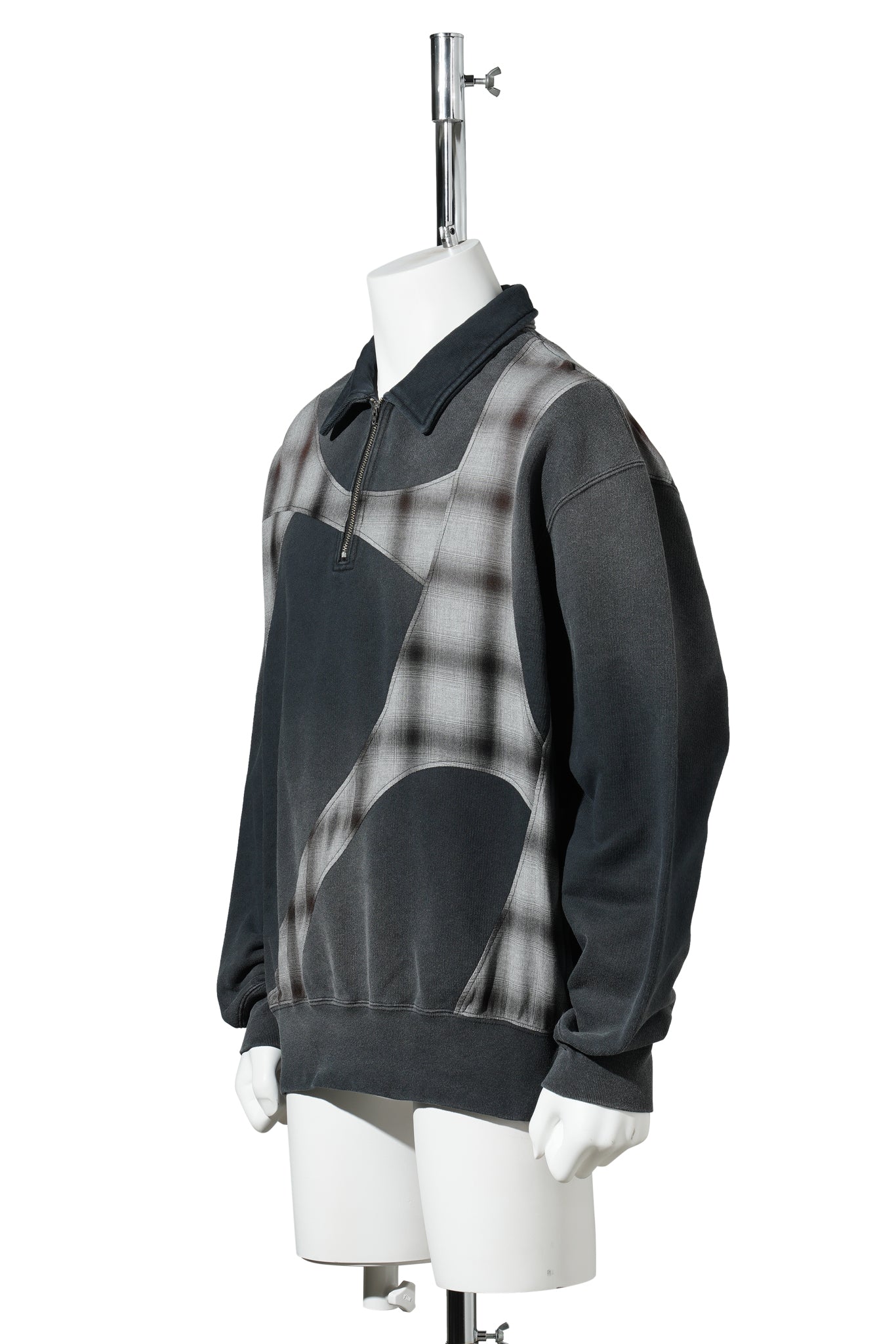 PACHWOKED HALF-ZIP SWEATSHIRT / BLACK